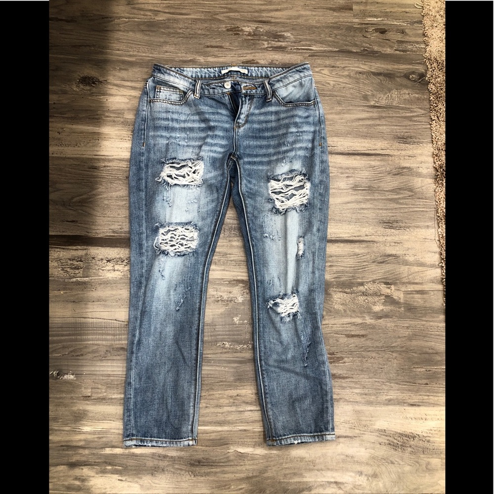 Daytrip Distressed Straight Jeans